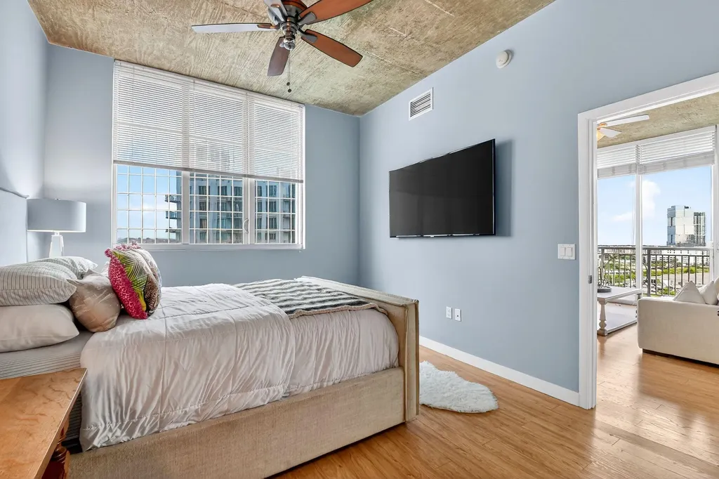 300 S Australian Avenue West Palm Beach FL 33401