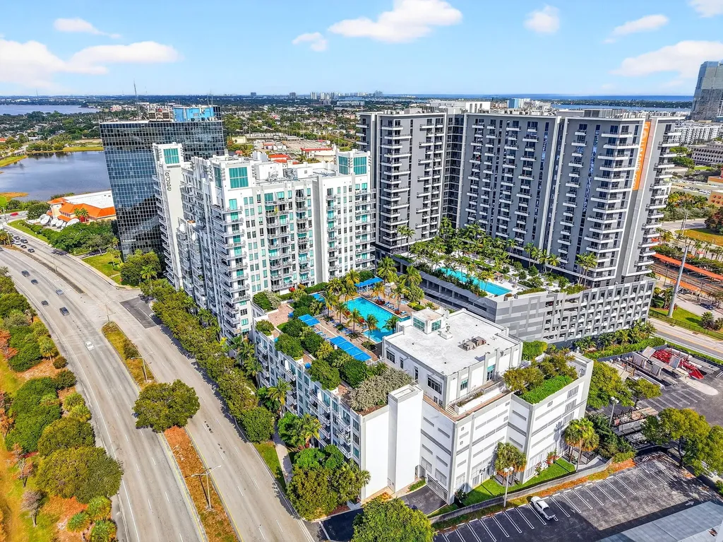 300 S Australian Avenue West Palm Beach FL 33401
