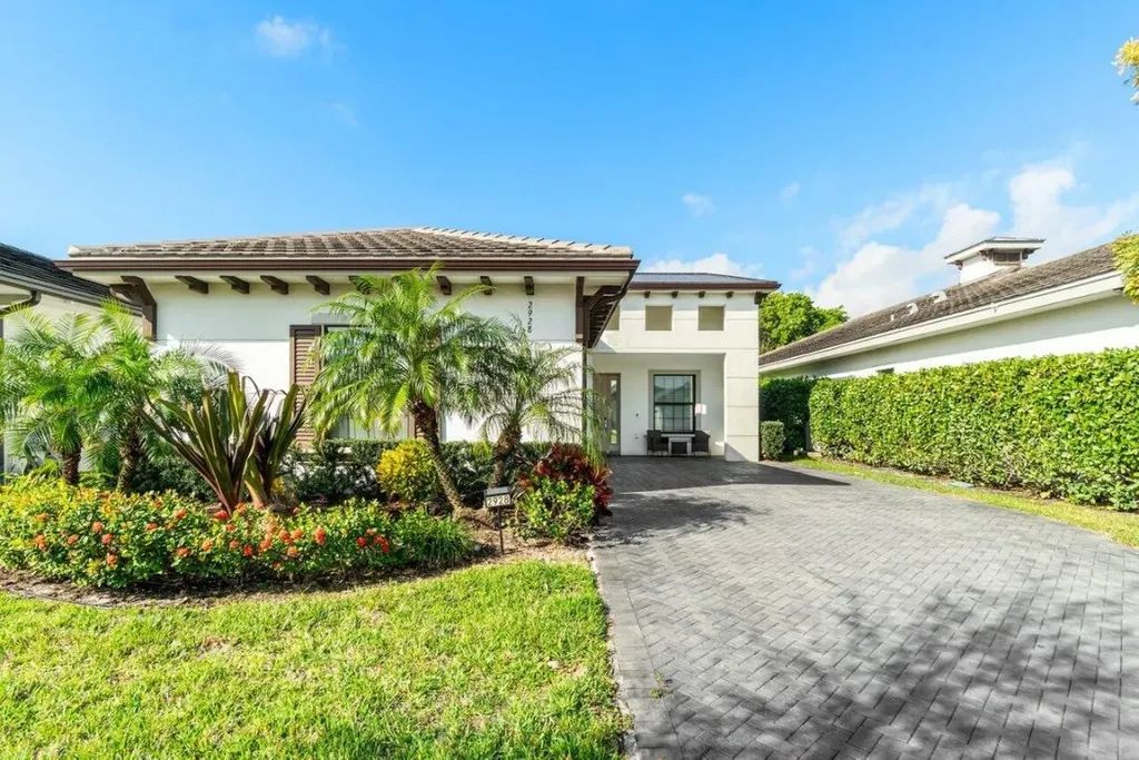 2928 Gin Berry Way West Palm Beach FL 33401