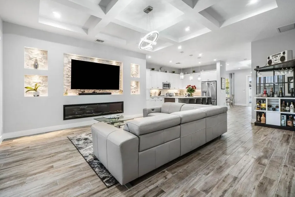 2928 Gin Berry Way West Palm Beach FL 33401
