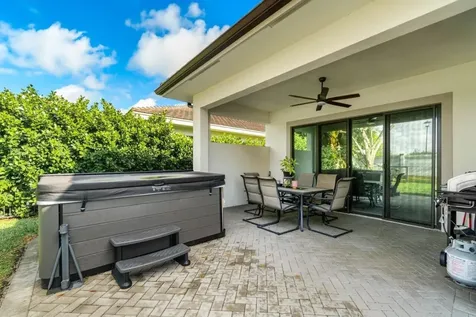 2928 Gin Berry Way West Palm Beach FL 33401