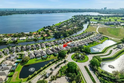 2928 Gin Berry Way West Palm Beach FL 33401