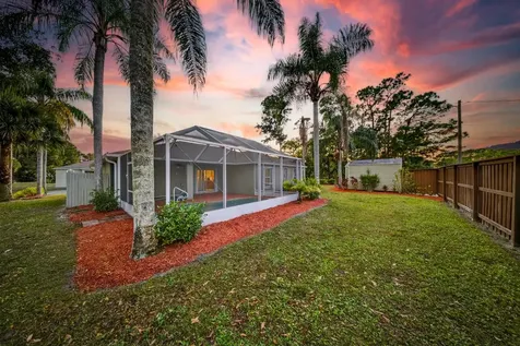 1585 Degamma Street NW Palm Bay FL 32907