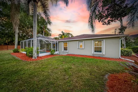 1585 Degamma Street NW Palm Bay FL 32907