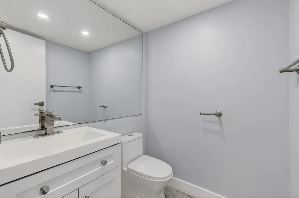 171 Monaco D Delray Beach FL 33446