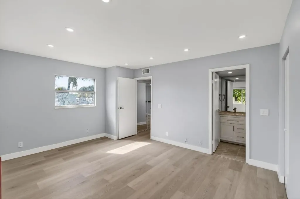 171 Monaco D Delray Beach FL 33446