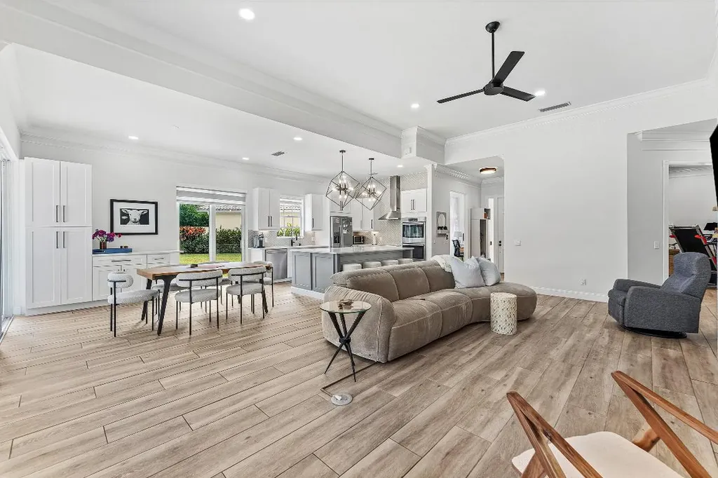 8669 Oldham Way Palm Beach Gardens FL 33412