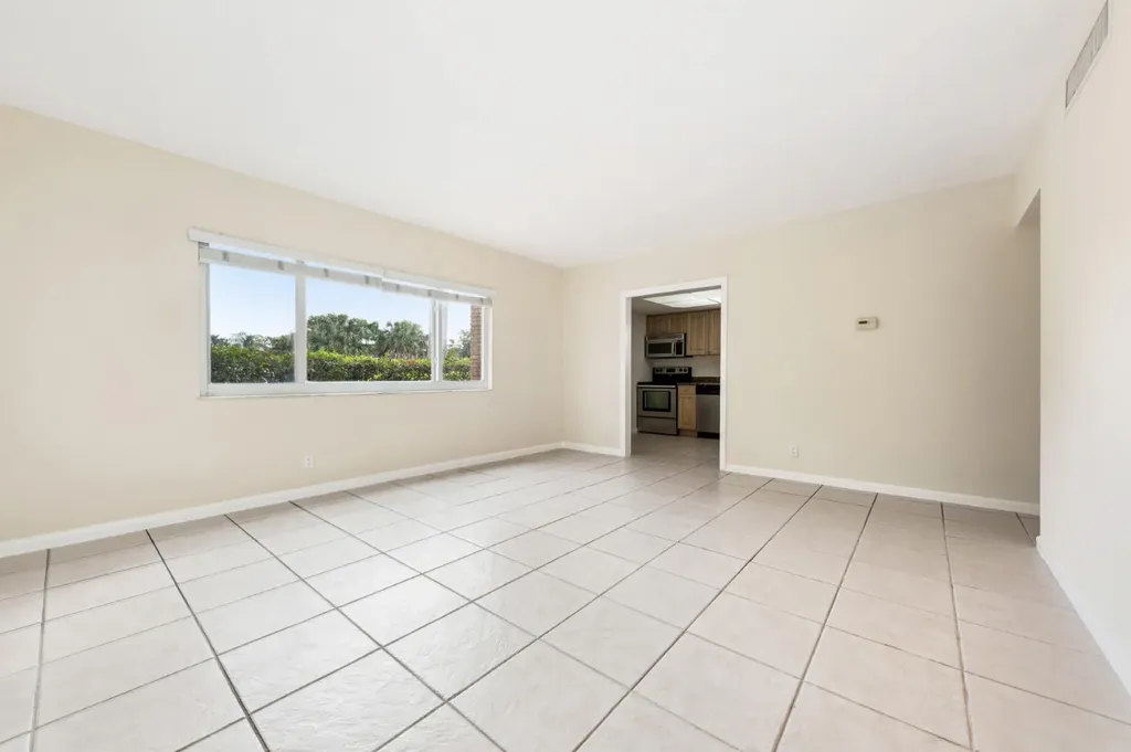 1000 NE 9th Avenue Delray Beach FL 33483