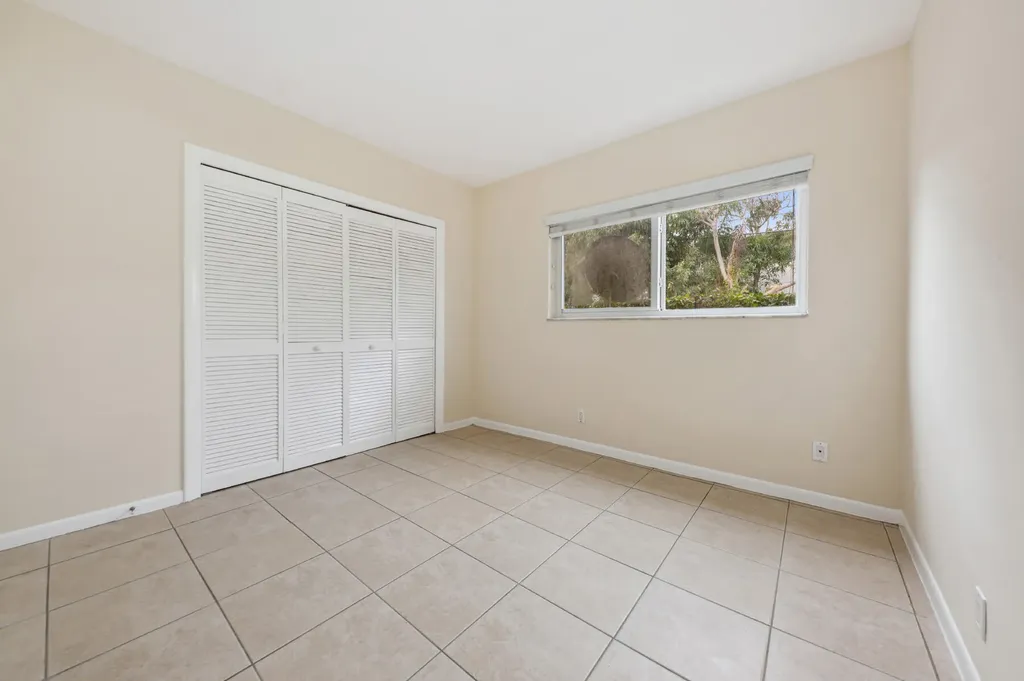 1000 NE 9th Avenue Delray Beach FL 33483