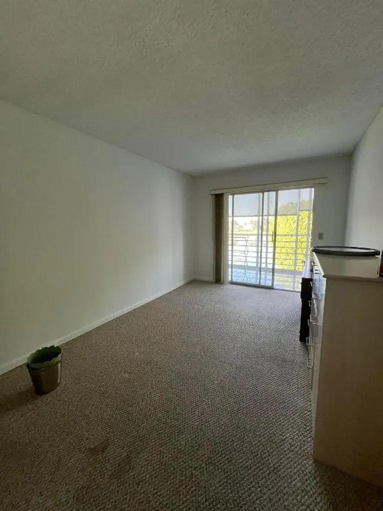 3081 Cornwall E Boca Raton FL 33434