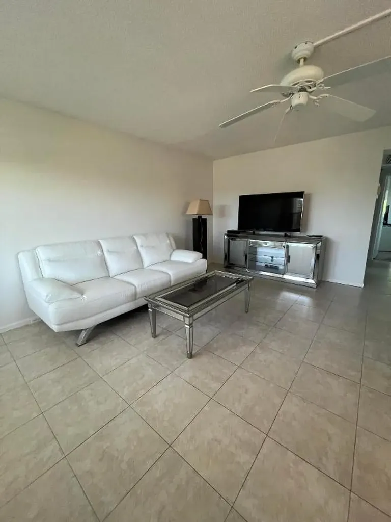 3081 Cornwall E Boca Raton FL 33434