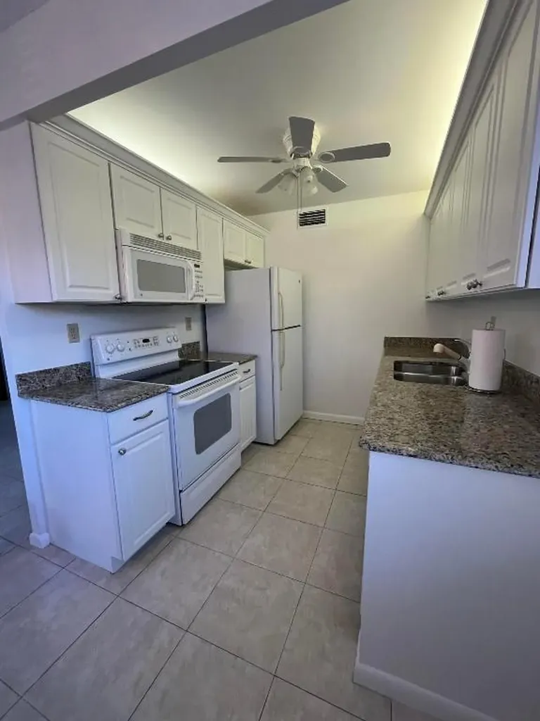 3081 Cornwall E Boca Raton FL 33434