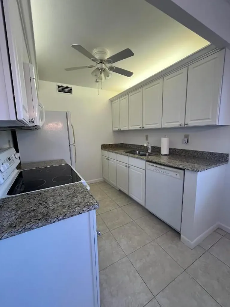 3081 Cornwall E Boca Raton FL 33434