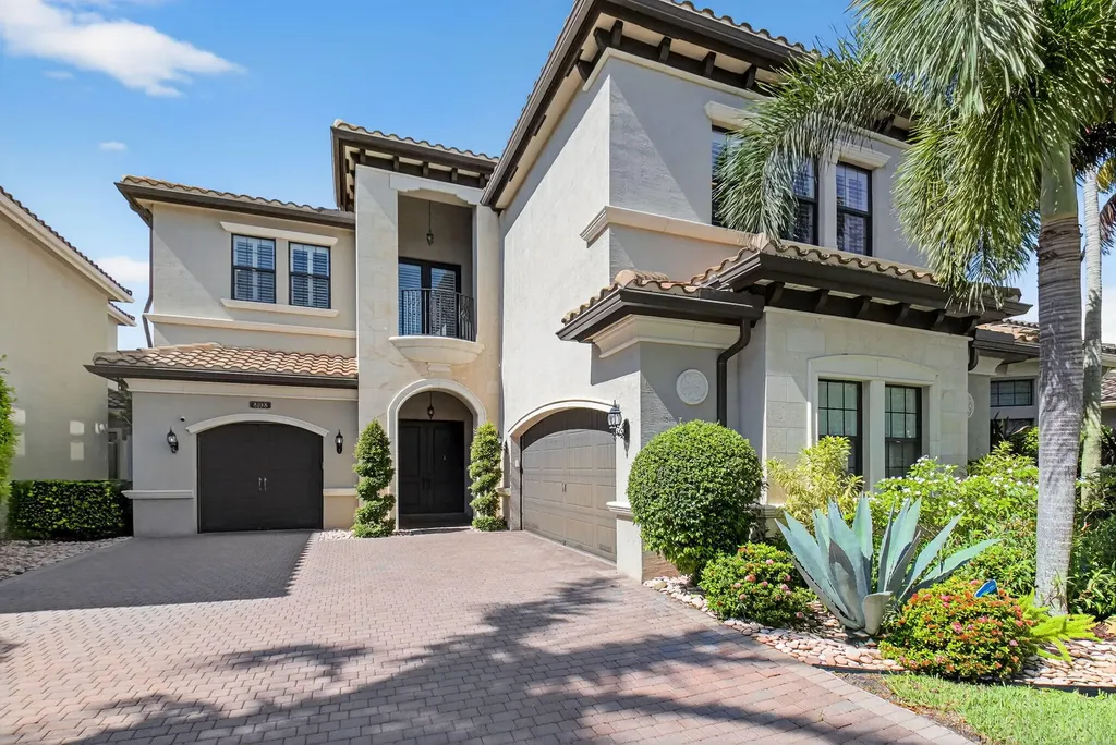 8198 Banpo Bridge Way Delray Beach FL 33446
