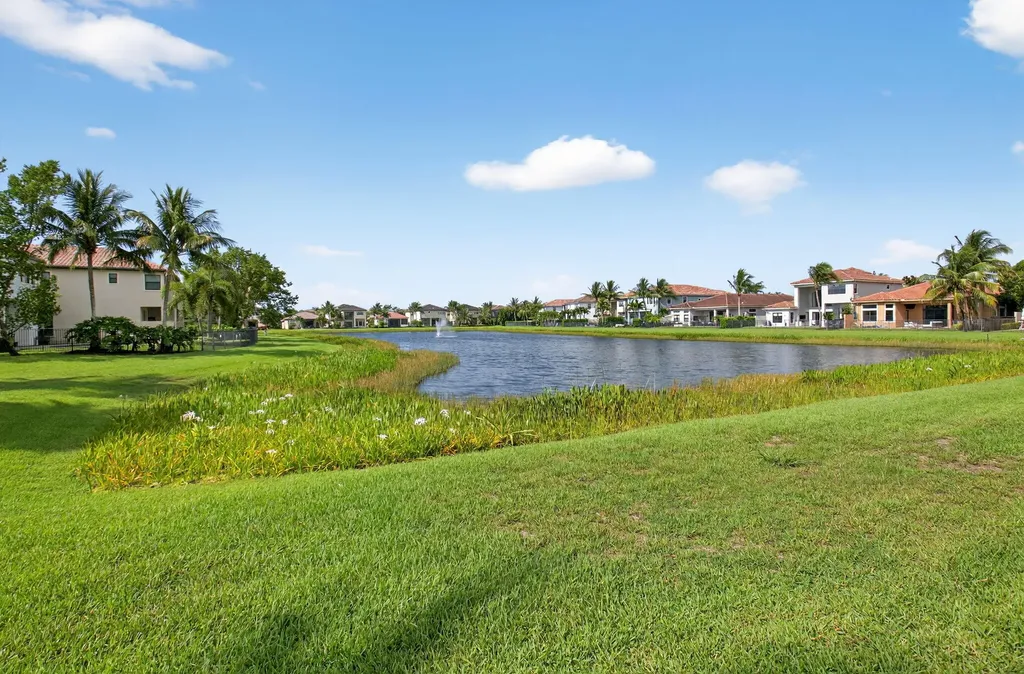 8198 Banpo Bridge Way Delray Beach FL 33446