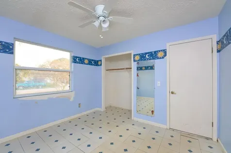 443 SW Meadow Terrace Port St Lucie FL 34984