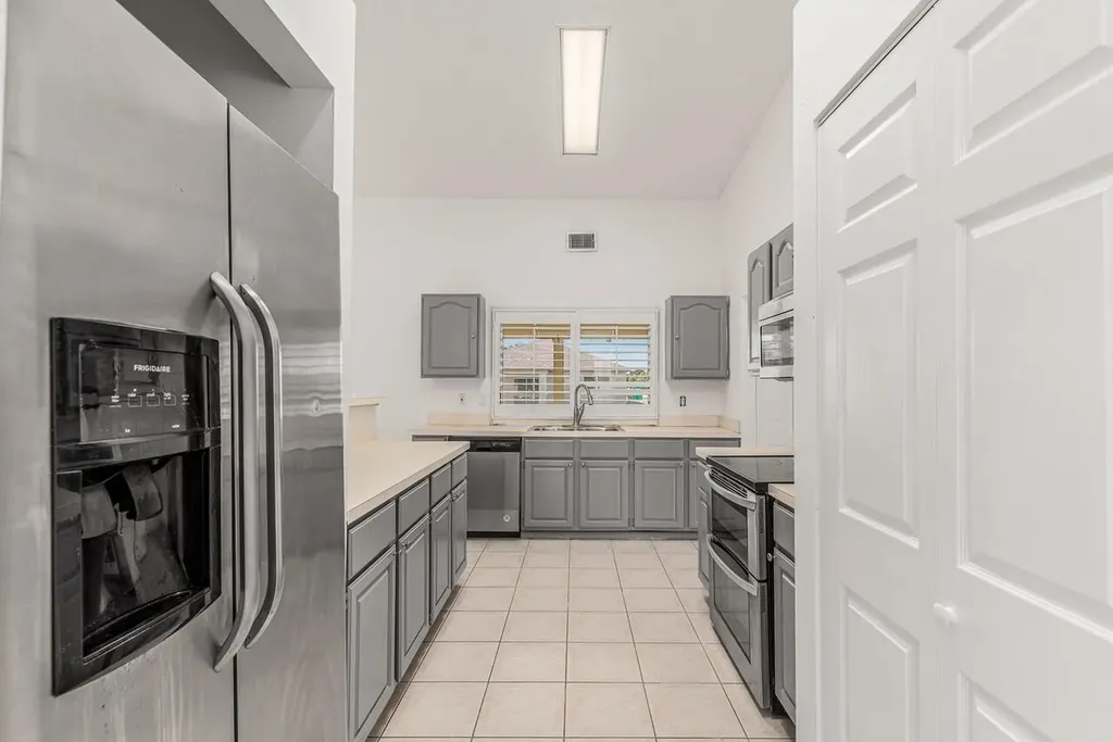1126 SW Calmar Avenue Port St Lucie FL 34953