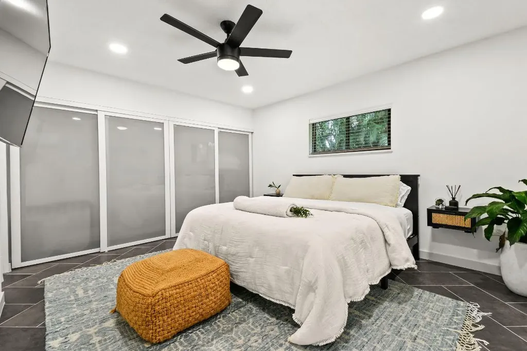 630 NE 15th Place Boynton Beach FL 33435