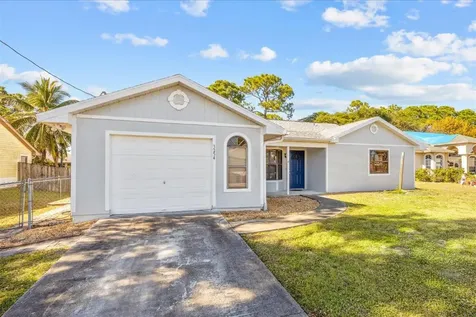 3254 SW Foremost Drive Port St Lucie FL 34953