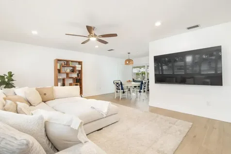 4244 Hyacinth Circle N Palm Beach Gardens FL 33410