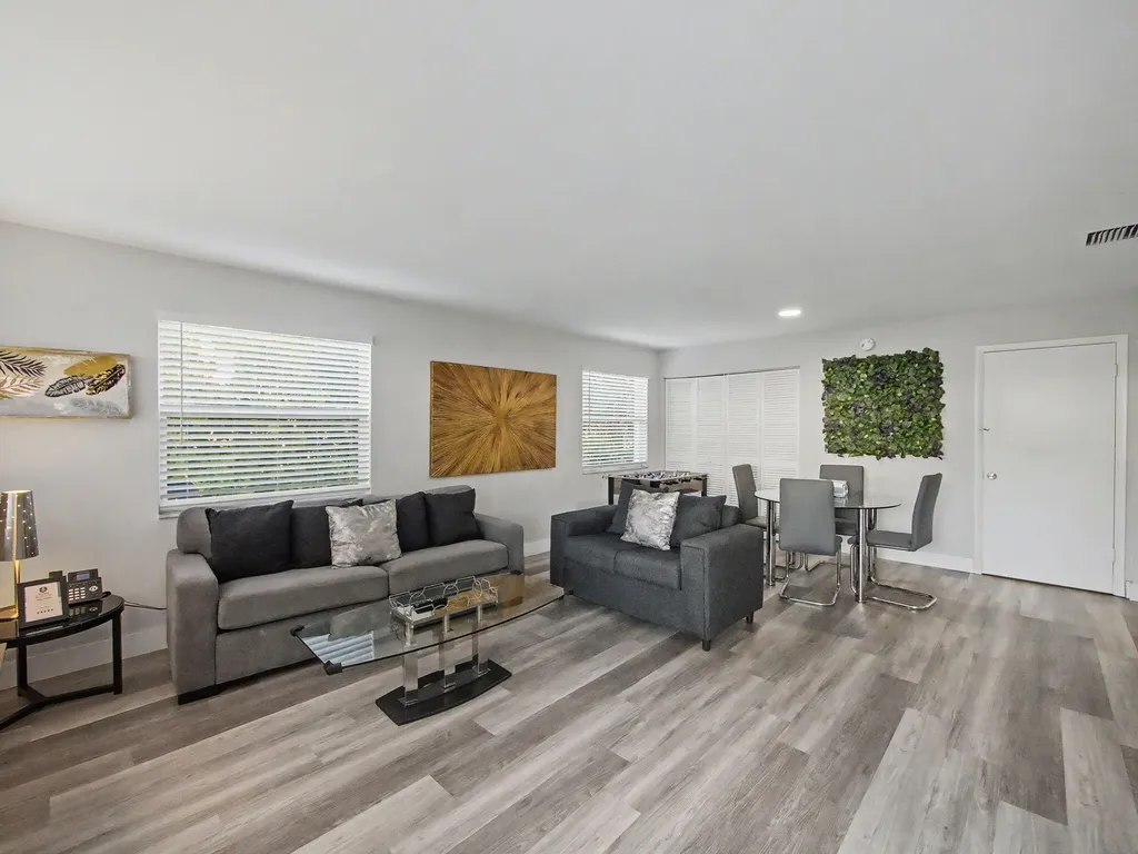 112 Claremont Lane Palm Beach Shores FL 33404