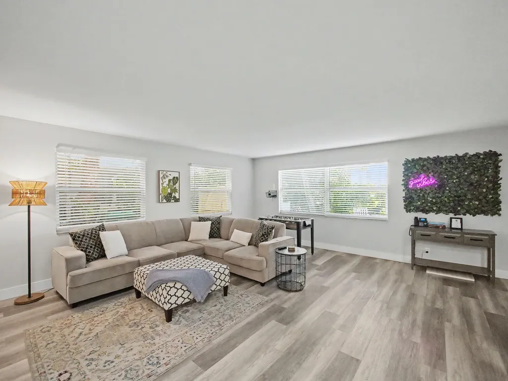 112 Claremont Lane Palm Beach Shores FL 33404