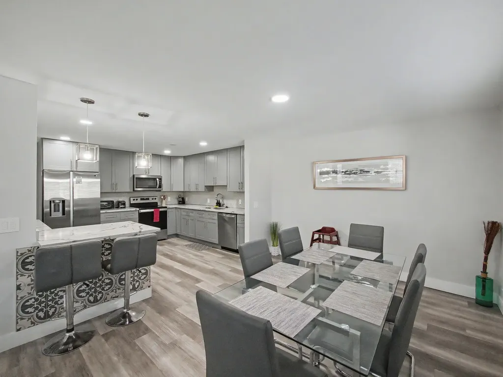112 Claremont Lane Palm Beach Shores FL 33404