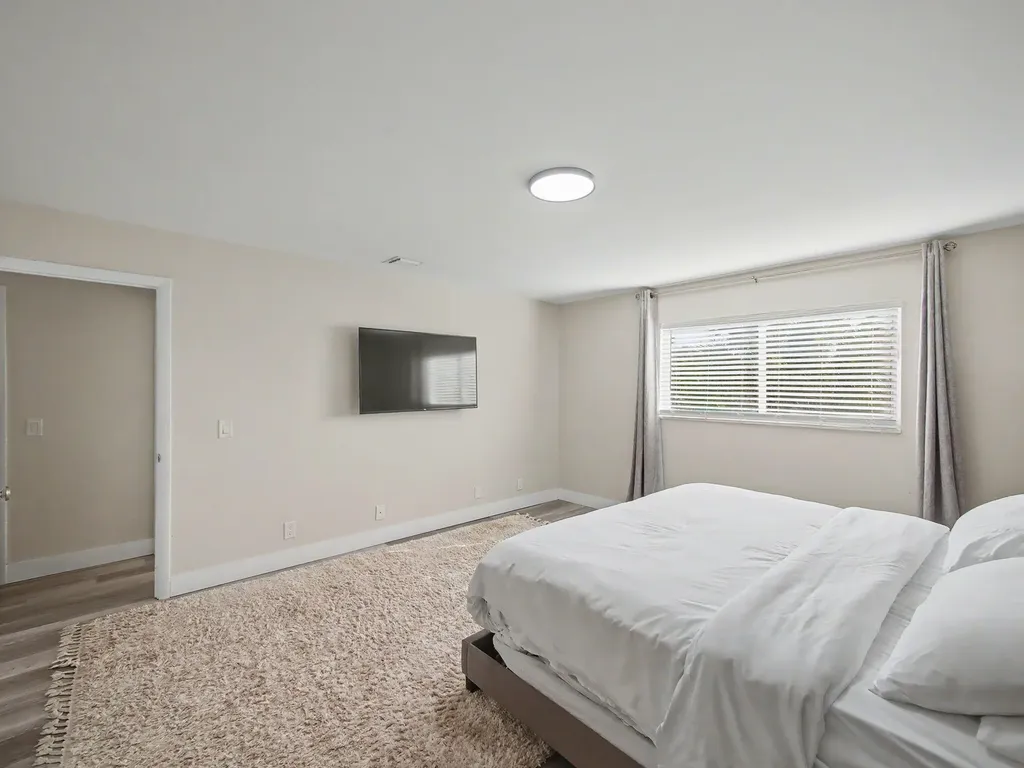 112 Claremont Lane Palm Beach Shores FL 33404