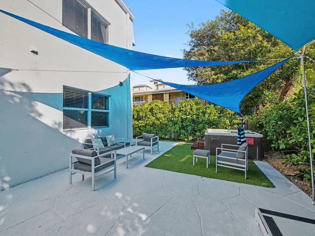 112 Claremont Lane Palm Beach Shores FL 33404
