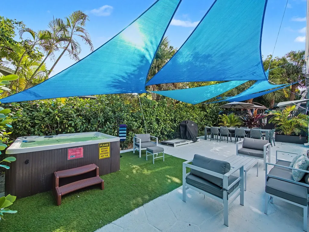 112 Claremont Lane Palm Beach Shores FL 33404
