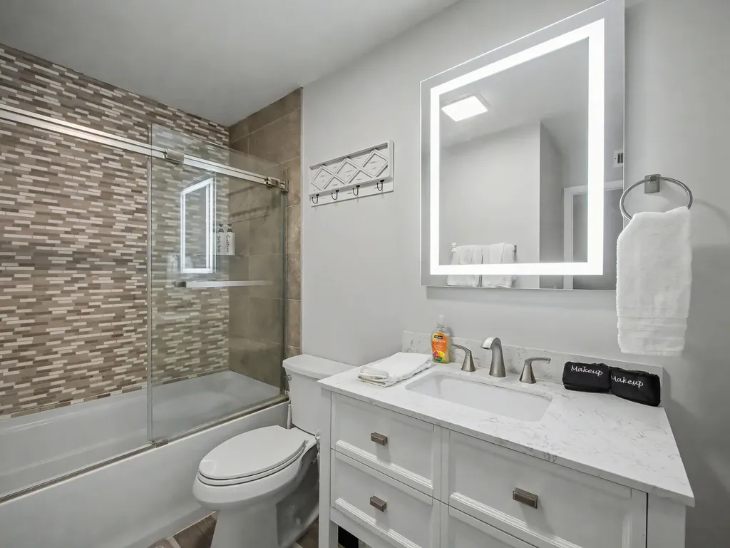 112 Claremont Lane Palm Beach Shores FL 33404