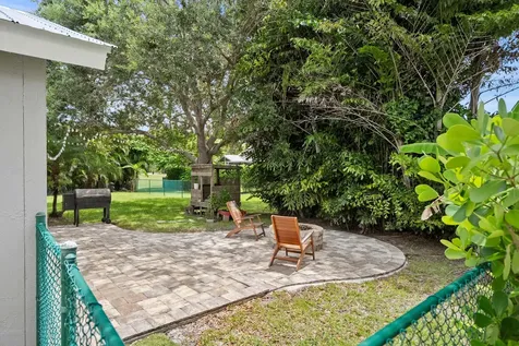 8897 SW Fishermans Wharf Drive Stuart FL 34997