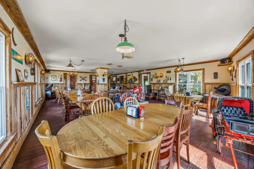 5390 Us-1 Grant Valkaria FL 32949