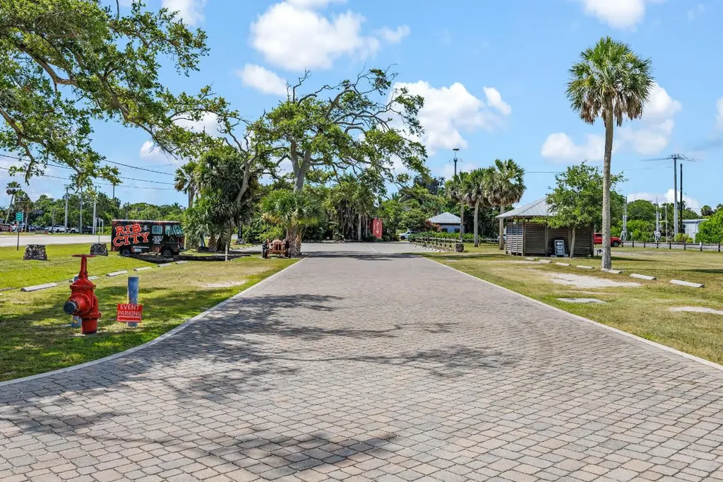 5390 Us-1 Grant Valkaria FL 32949