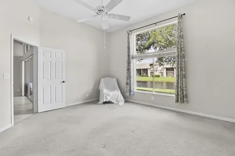 5435 Monterey Circle Delray Beach FL 33484