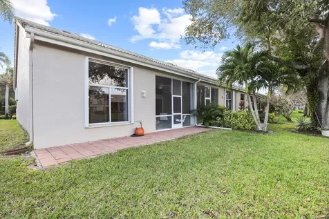 5435 Monterey Circle Delray Beach FL 33484
