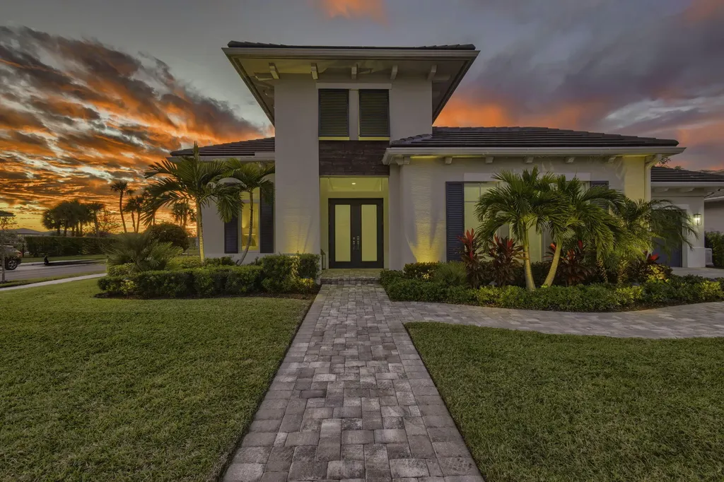 9261 Coral Isle Circle Palm Beach Gardens FL 33412