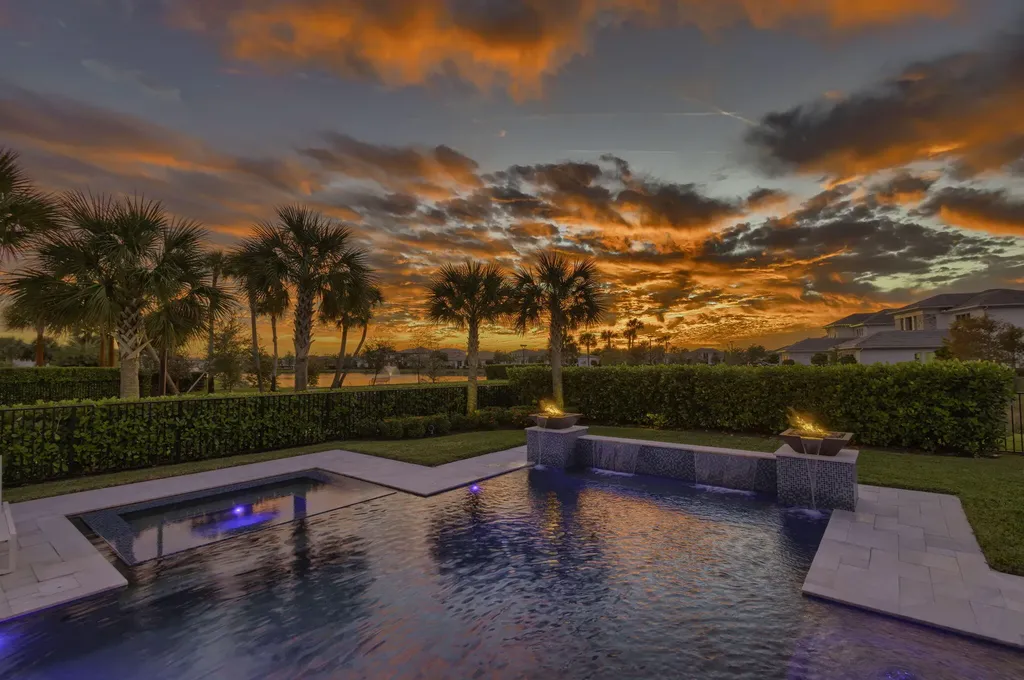 9261 Coral Isle Circle Palm Beach Gardens FL 33412