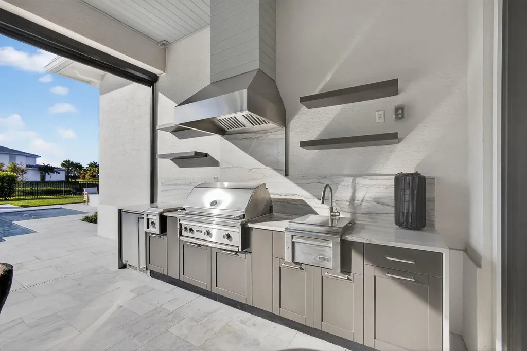 9261 Coral Isle Circle Palm Beach Gardens FL 33412