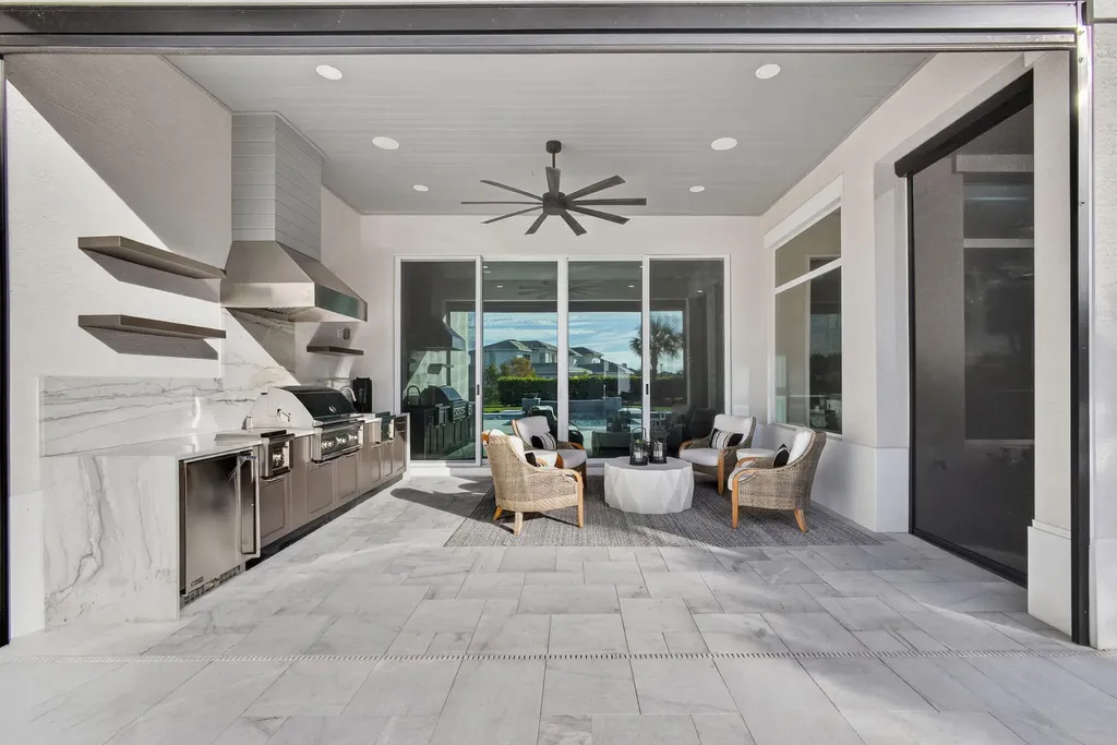 9261 Coral Isle Circle Palm Beach Gardens FL 33412