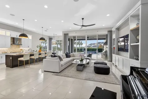 9261 Coral Isle Circle Palm Beach Gardens FL 33412