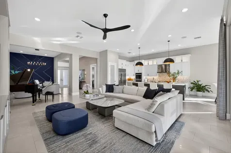 9261 Coral Isle Circle Palm Beach Gardens FL 33412