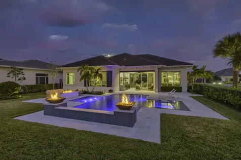 9261 Coral Isle Circle Palm Beach Gardens FL 33412