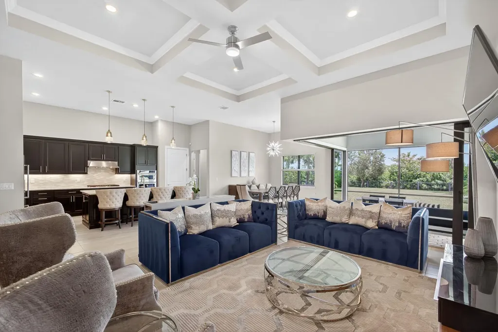 9218 Balsamo Drive Palm Beach Gardens FL 33412