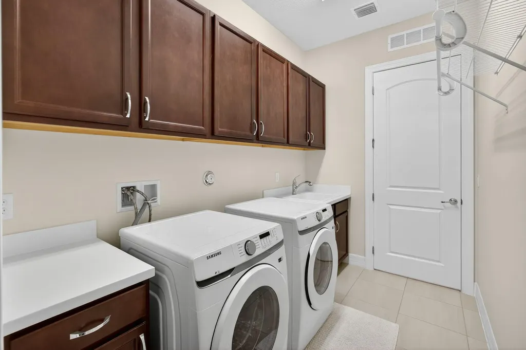 9218 Balsamo Drive Palm Beach Gardens FL 33412