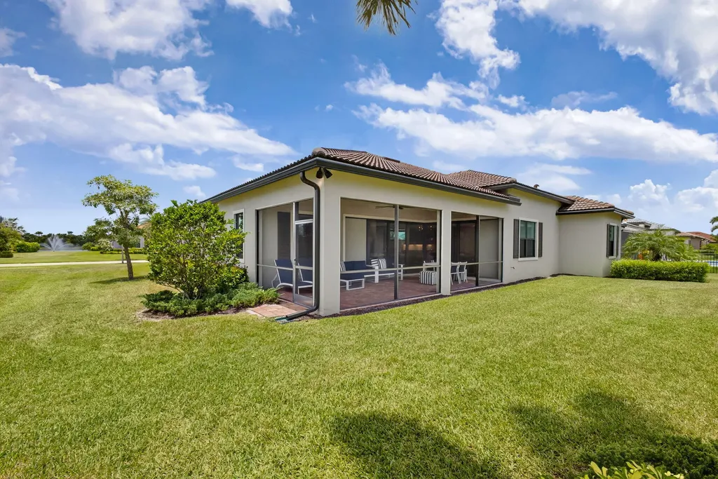 9218 Balsamo Drive Palm Beach Gardens FL 33412