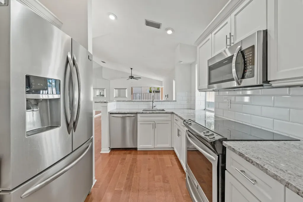28 Governors Court Palm Beach Gardens FL 33418