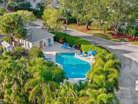28 Governors Court Palm Beach Gardens FL 33418