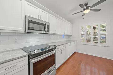 28 Governors Court Palm Beach Gardens FL 33418
