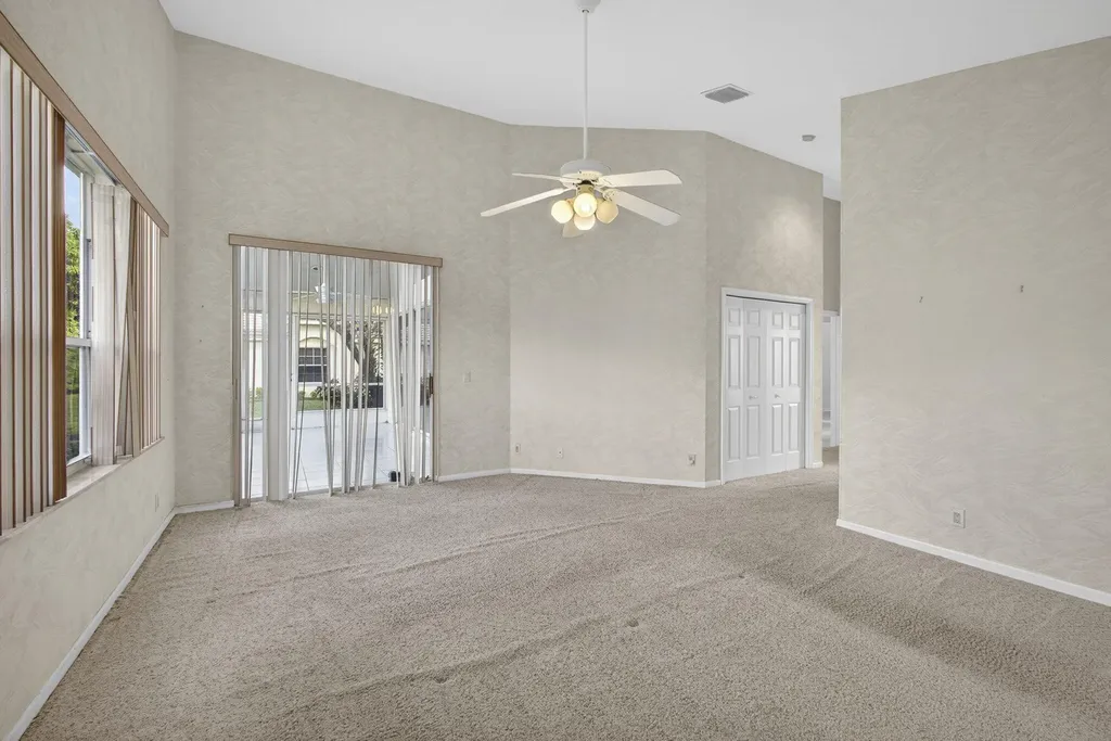 6375 Three Lakes Lane Boynton Beach FL 33437